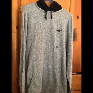 Grey and black men’s Hollister Hoodie 🖤